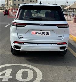 جيب جراند شيروكي